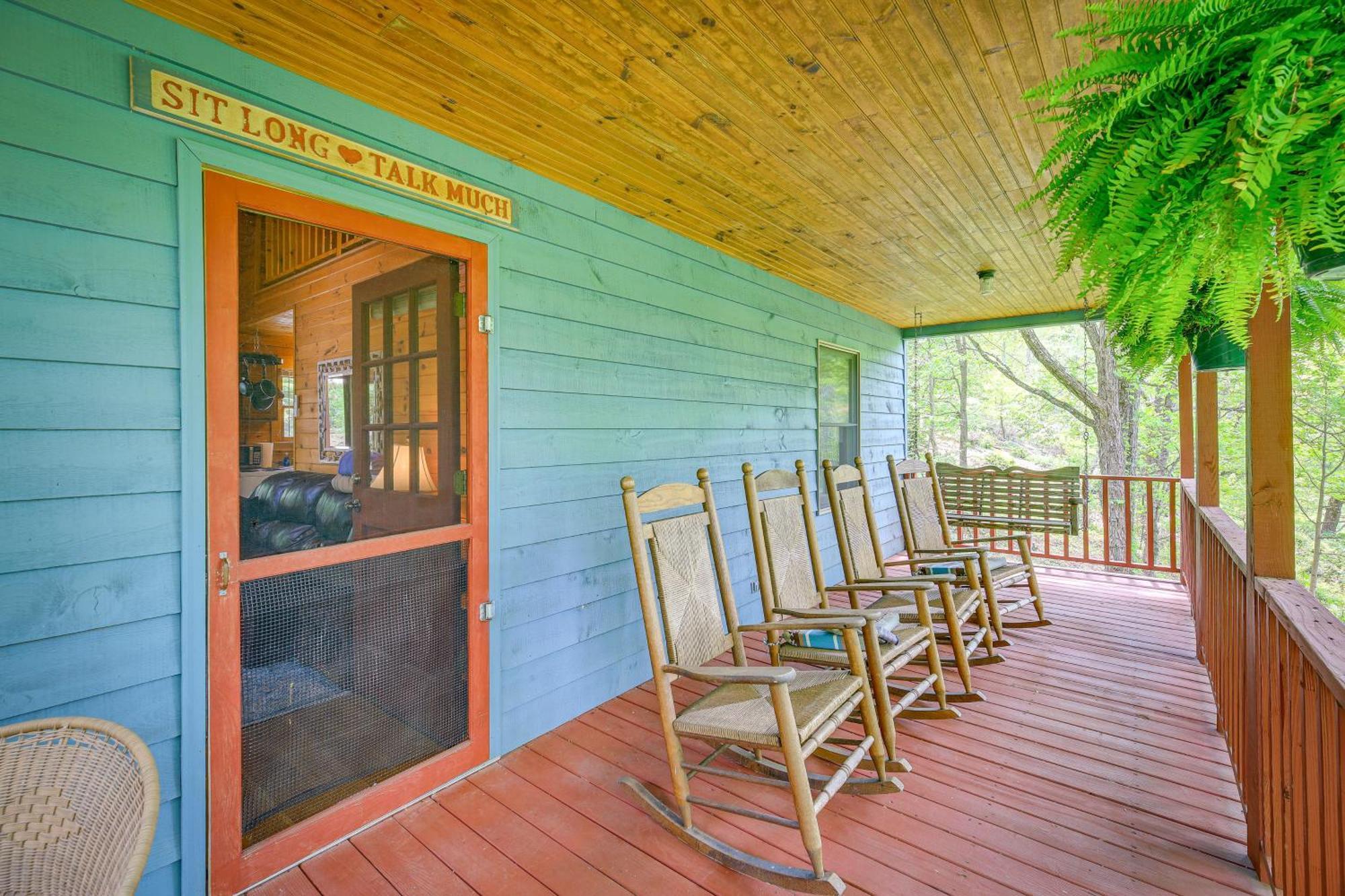 Quaint Blue Ridge Cabin Rental With On-Site Stream! Sparta Екстериор снимка